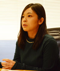 金井 暁子氏