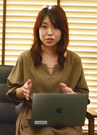 岡村 智明氏